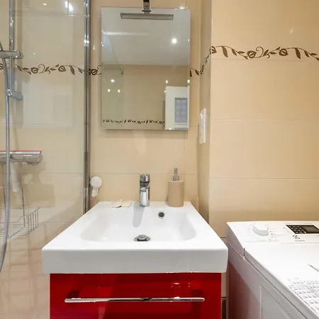 1-br With Terrace Palm Close To Beaches דירה קאן
