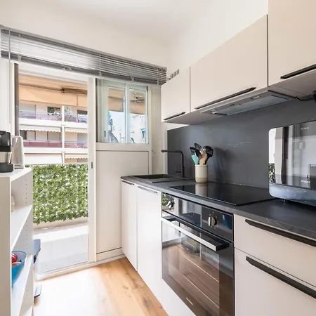 1-br With Terrace Palm Close To Beaches * קאן