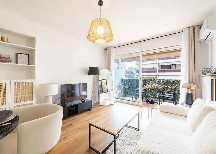 Apartament 1-br With Terrace Palm Close To Beaches *